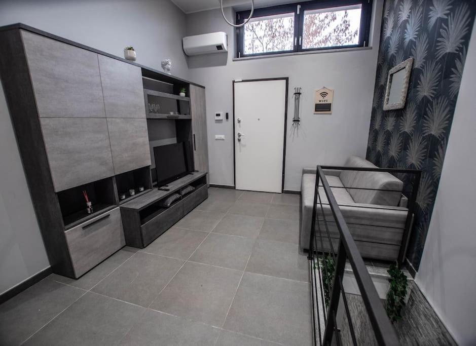 Modern Loft Center Of Turin + Jacuzzi 30M Metro Apartamento Collegno Exterior foto