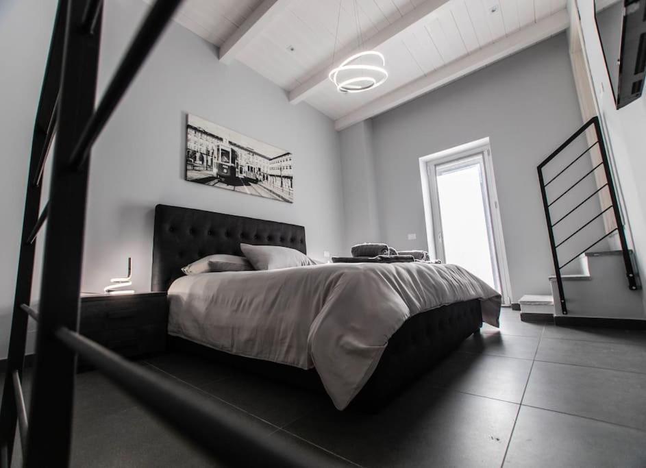 Modern Loft Center Of Turin + Jacuzzi 30M Metro Apartamento Collegno Exterior foto